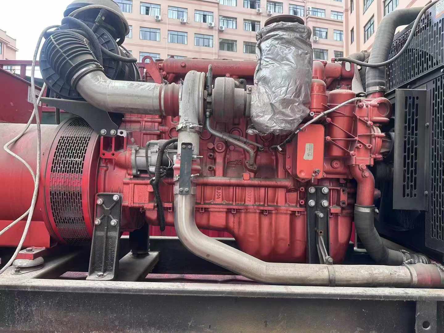 文成如何选择适合 600kW 柴油发电机组的过载保护器？